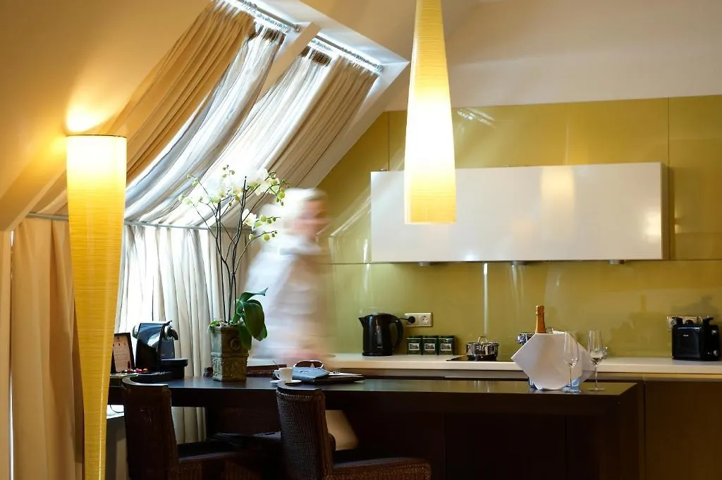 Myplace Premium Apartments Wenen 4*,