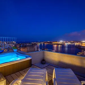 Tano's Boutique Bed and Breakfast